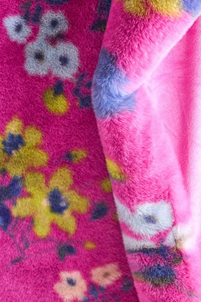 The Sophie Faux-Fur Throw Blanket: Printed Edition #1
