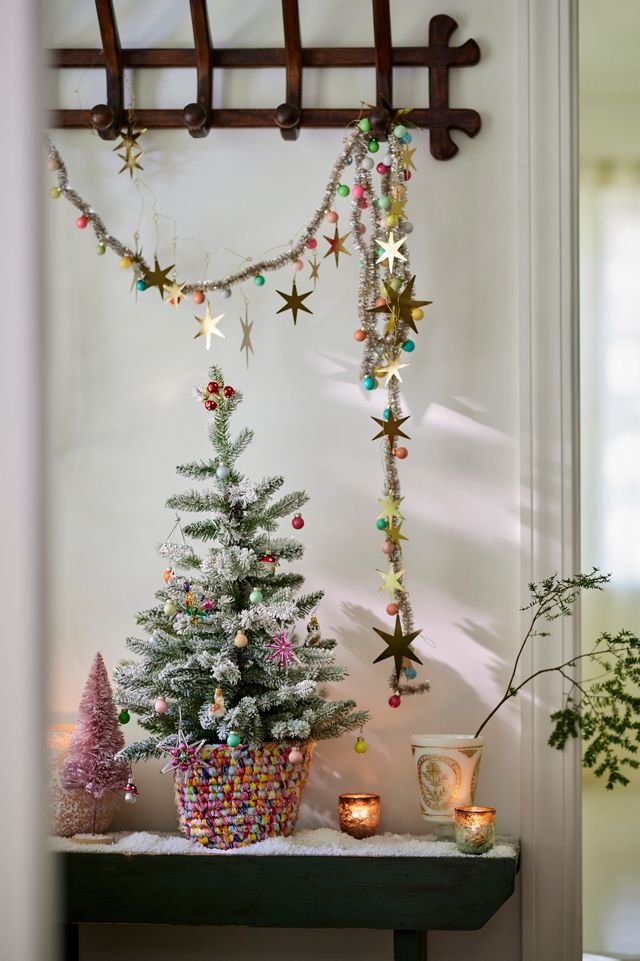 Enamel Bauble + Tinsel Garland #6