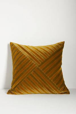 Christina Lundsteen Lily Pillow Cover In Green