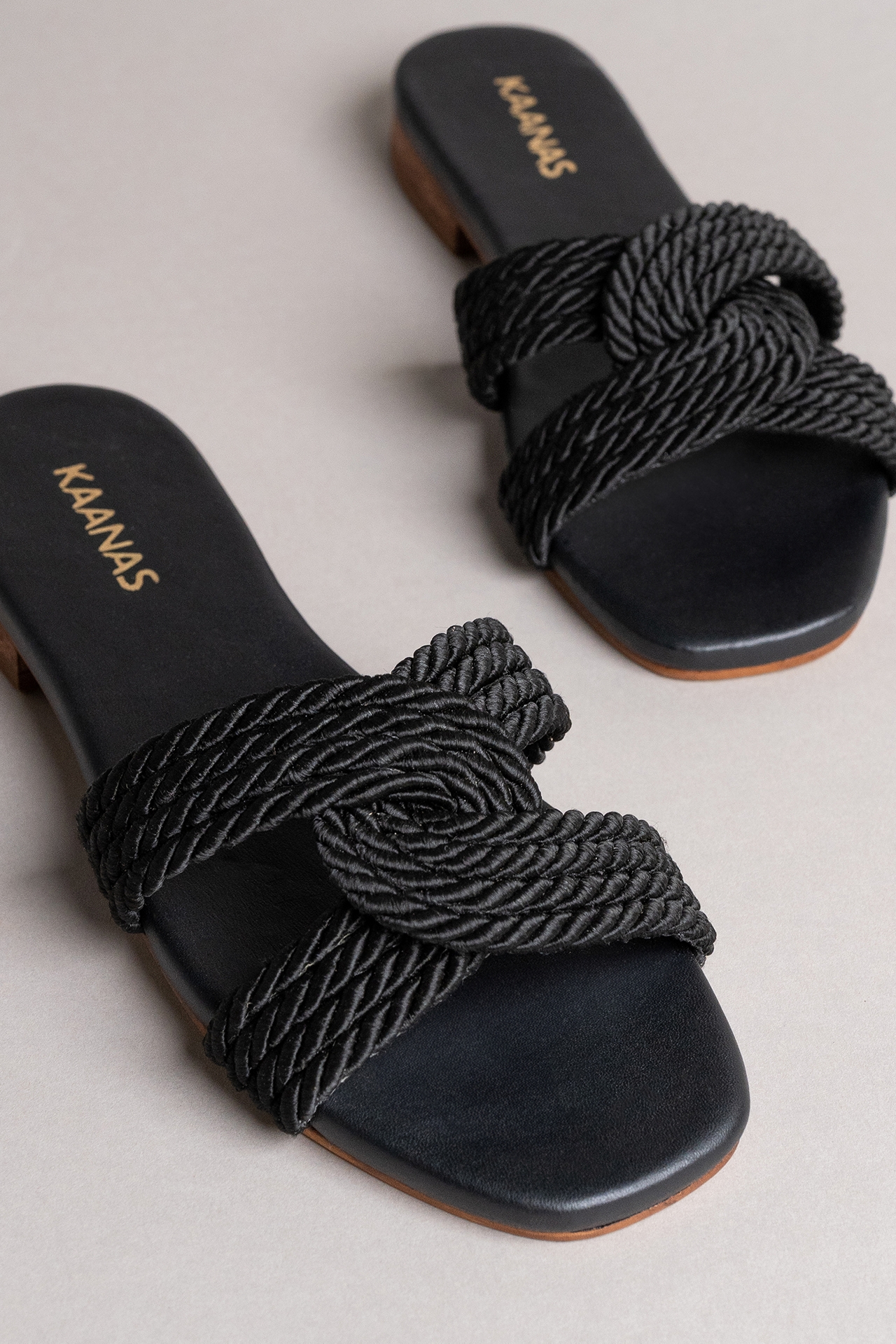 Kaanaz Olas Infinity Corded Slide Sandals