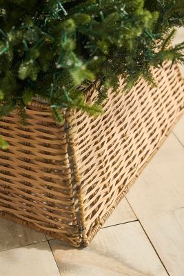 TERRAIN SQUARE RATTAN BASKET TREE SKIRT 