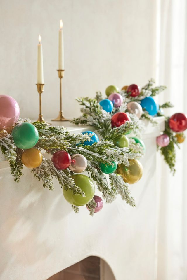 Bauble Garland store