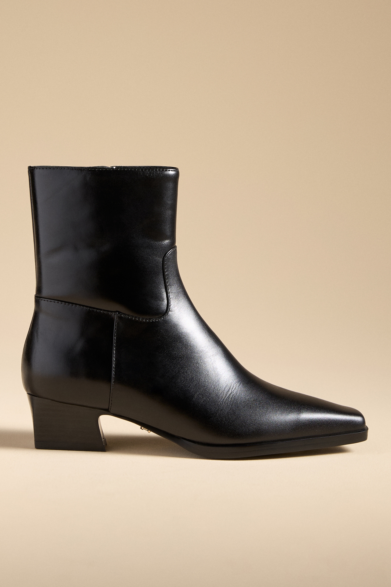 Lola Cruz Vecca Ankle Boots