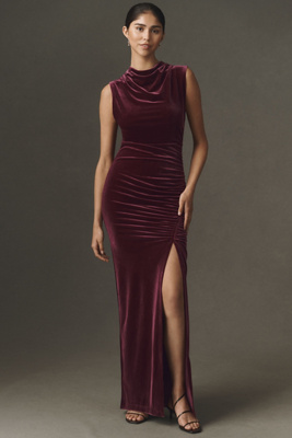 anjelica velvet maxi dress Vestido Angelica Feather Trim Velvet - Negro