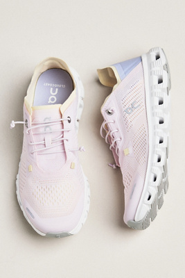 On Cloud 6 Coast Sneakers In Pink