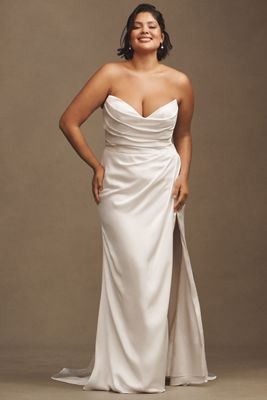 Plus Size Wedding Dresses & Gowns
