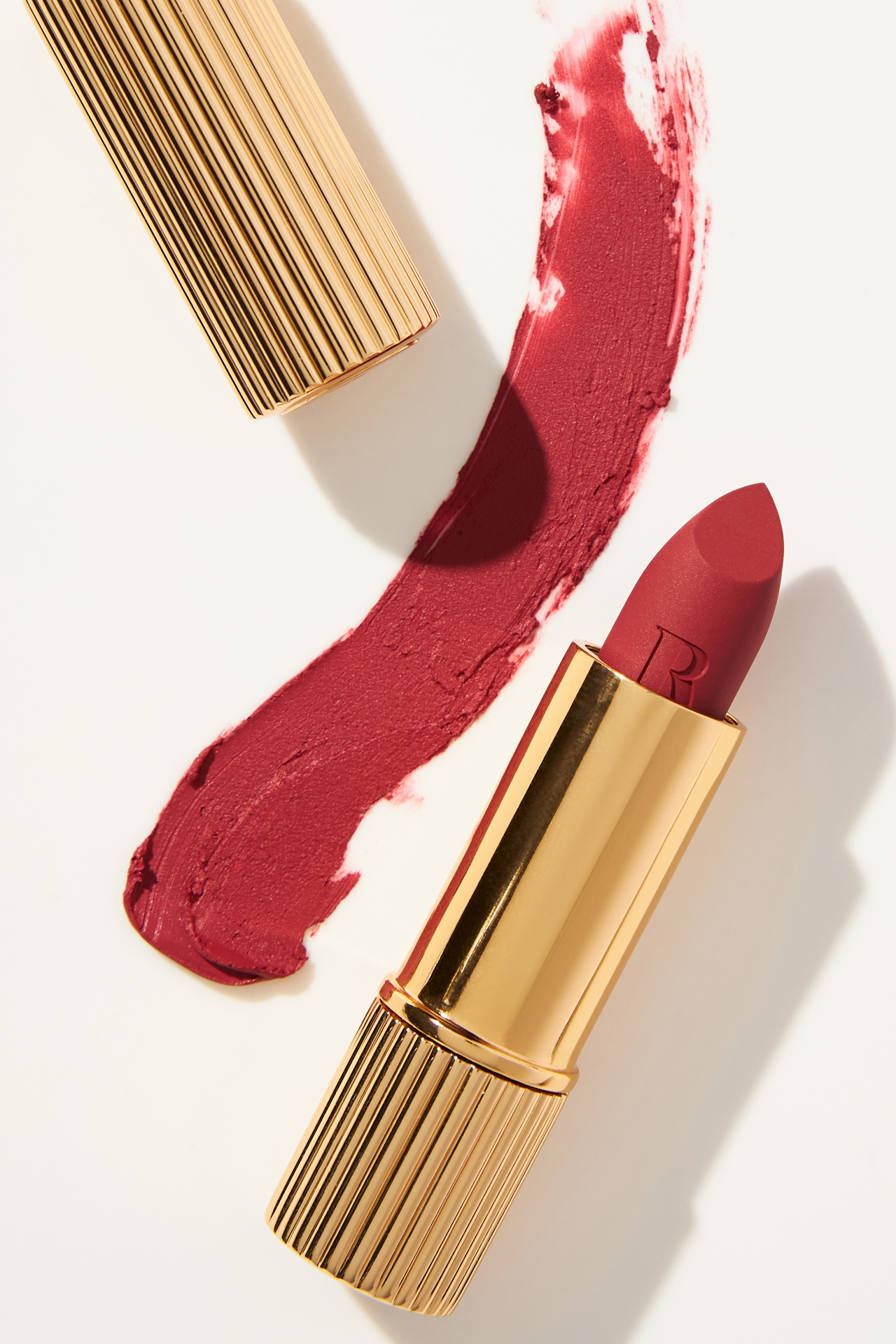 Les Filles En Rouje Semi Matte Lipstick