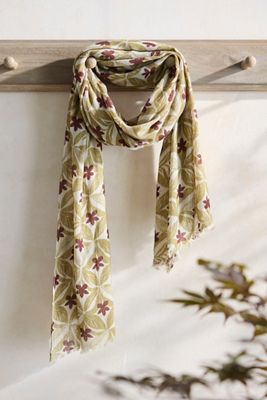 Leaf Batik Wool Scarf