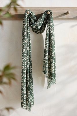Happy Floral Wool Scarf