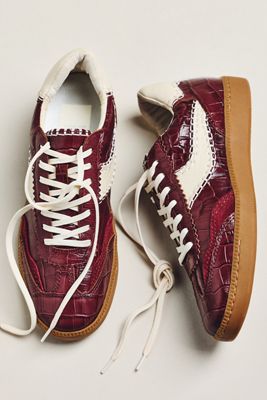 Dolce Vita Notice Stitch Sneakers