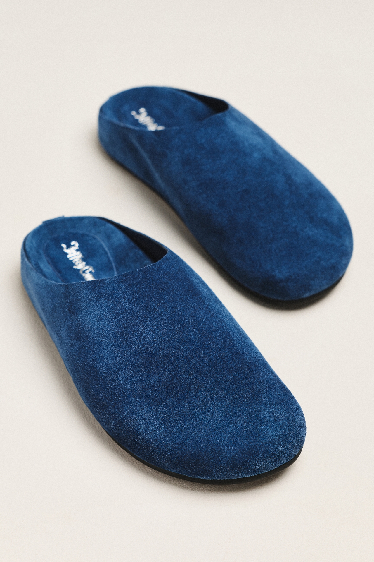Jeffrey Campbell Content Mule Slides