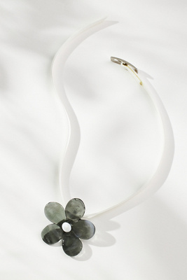 Levens Jewels Flower Necklace product page