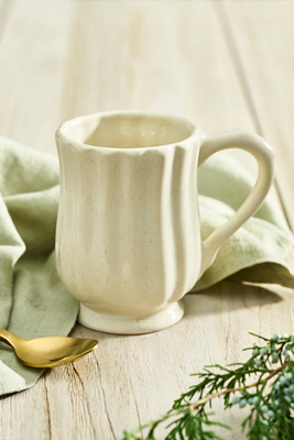Scalloped Stoneware Mug