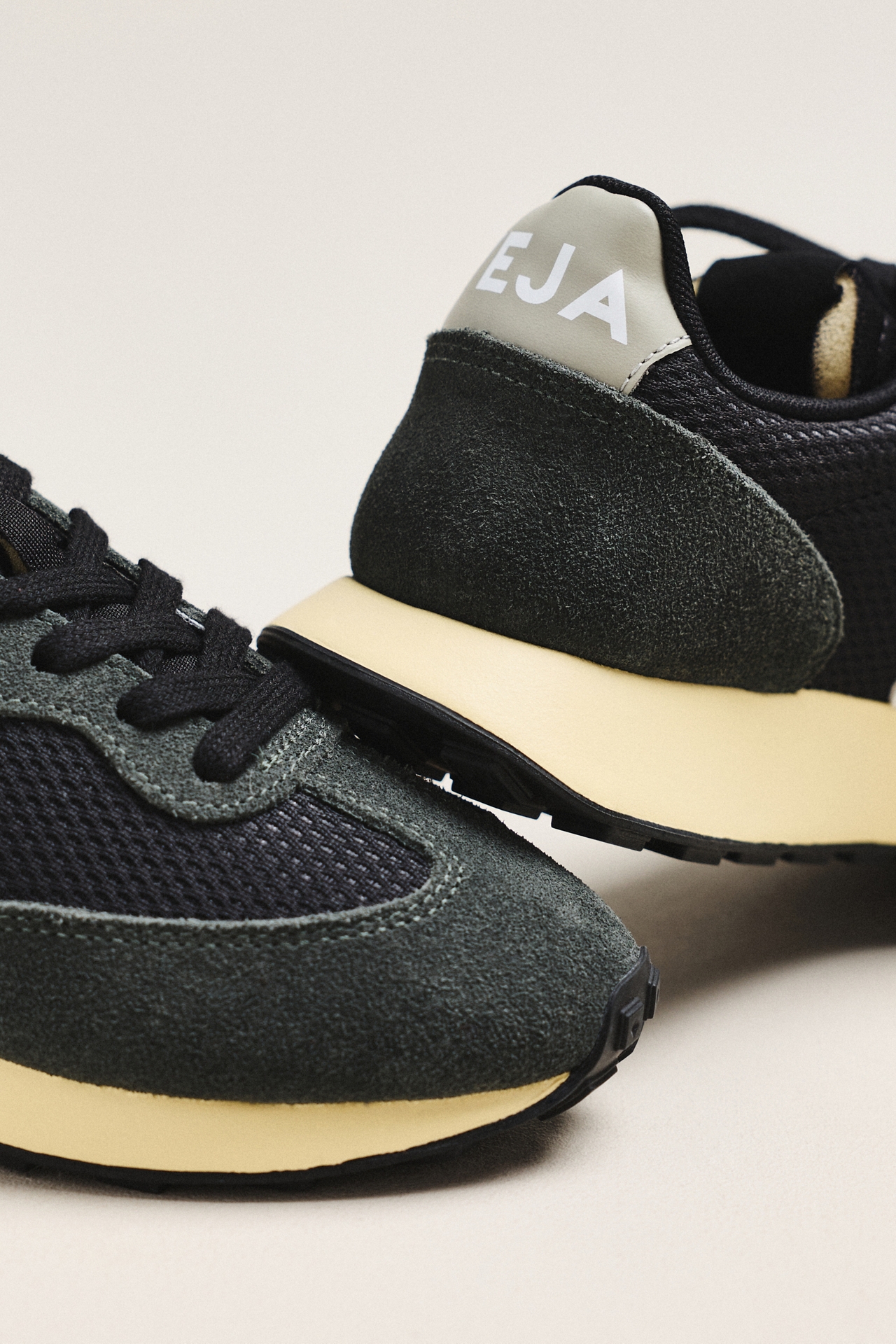Veja Rio Branco II Sneakers