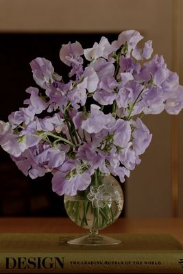 Ivie 3D Floral Clear Glass Bud Vase