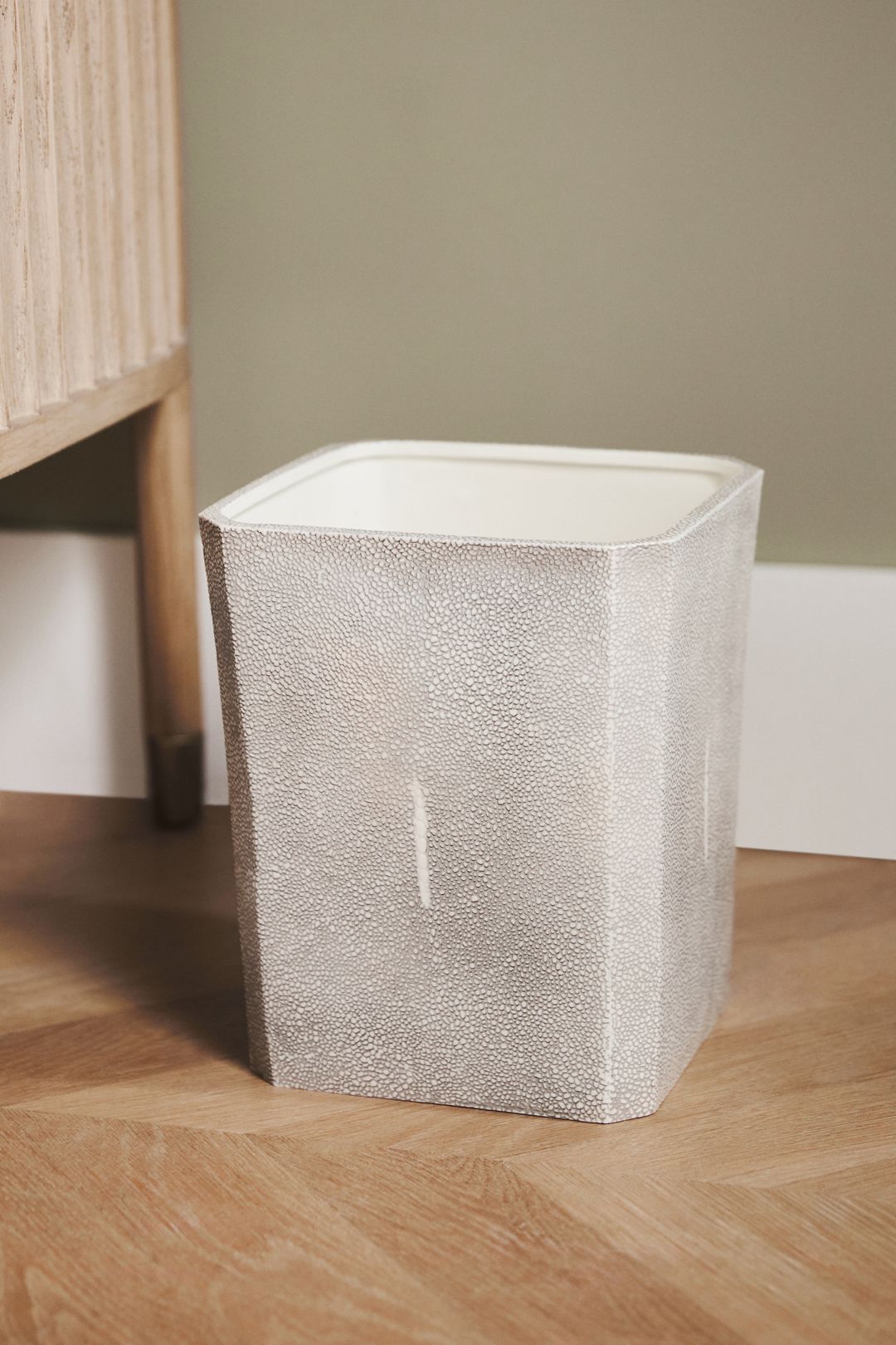 Shagreen Waste Basket - Light Grey, One Size