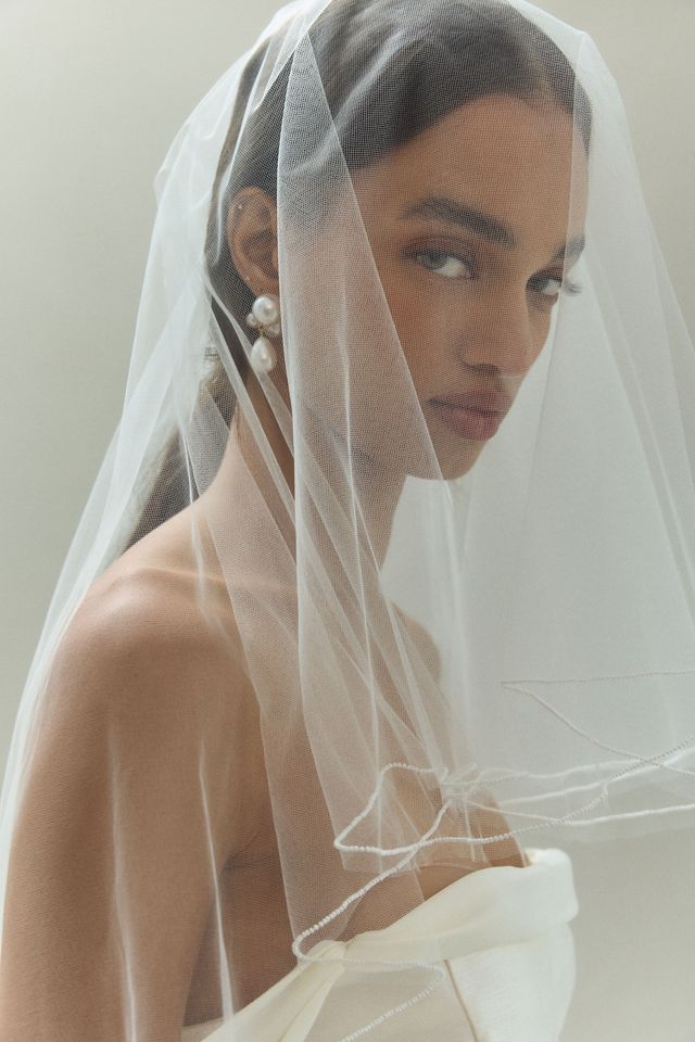 BHLDN Mini Pearl-Trim Shoulder Veil 
