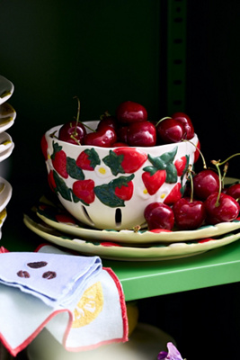 Foster Strawberry Stoneware Colander