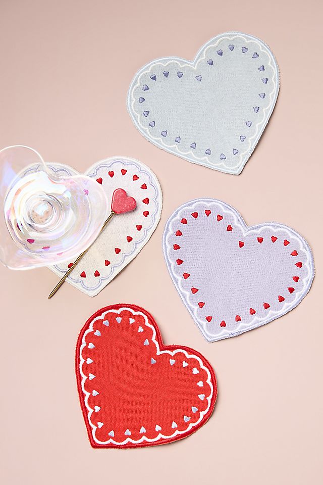 Frilly Heart Cocktail Napkins Set Frilly Heart Cocktail Napkins Set