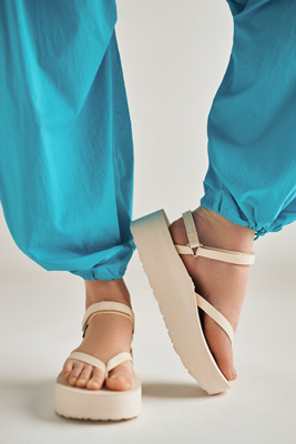 Teva Flatform Slim Sandals product page