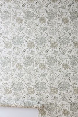 Shop Anthropologie Cray Floral Trail Wallpaper