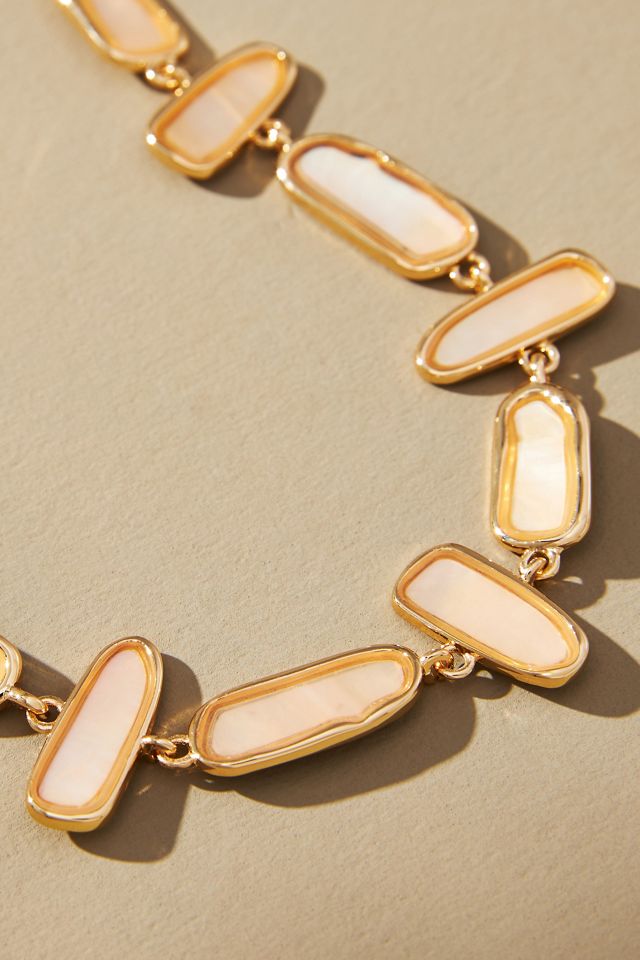 Collier de pierres façonnées #1