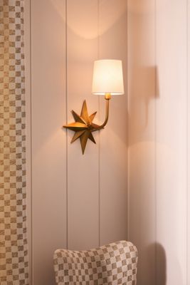 Regina Andrew Etoile Sconce Wall Light