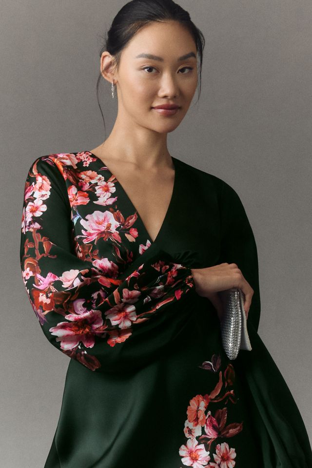 ロマンティック フローラル マキシドレス by BHLDN BHLDN Flora High-Shine Satin Long-Sleeve Maxi Dress