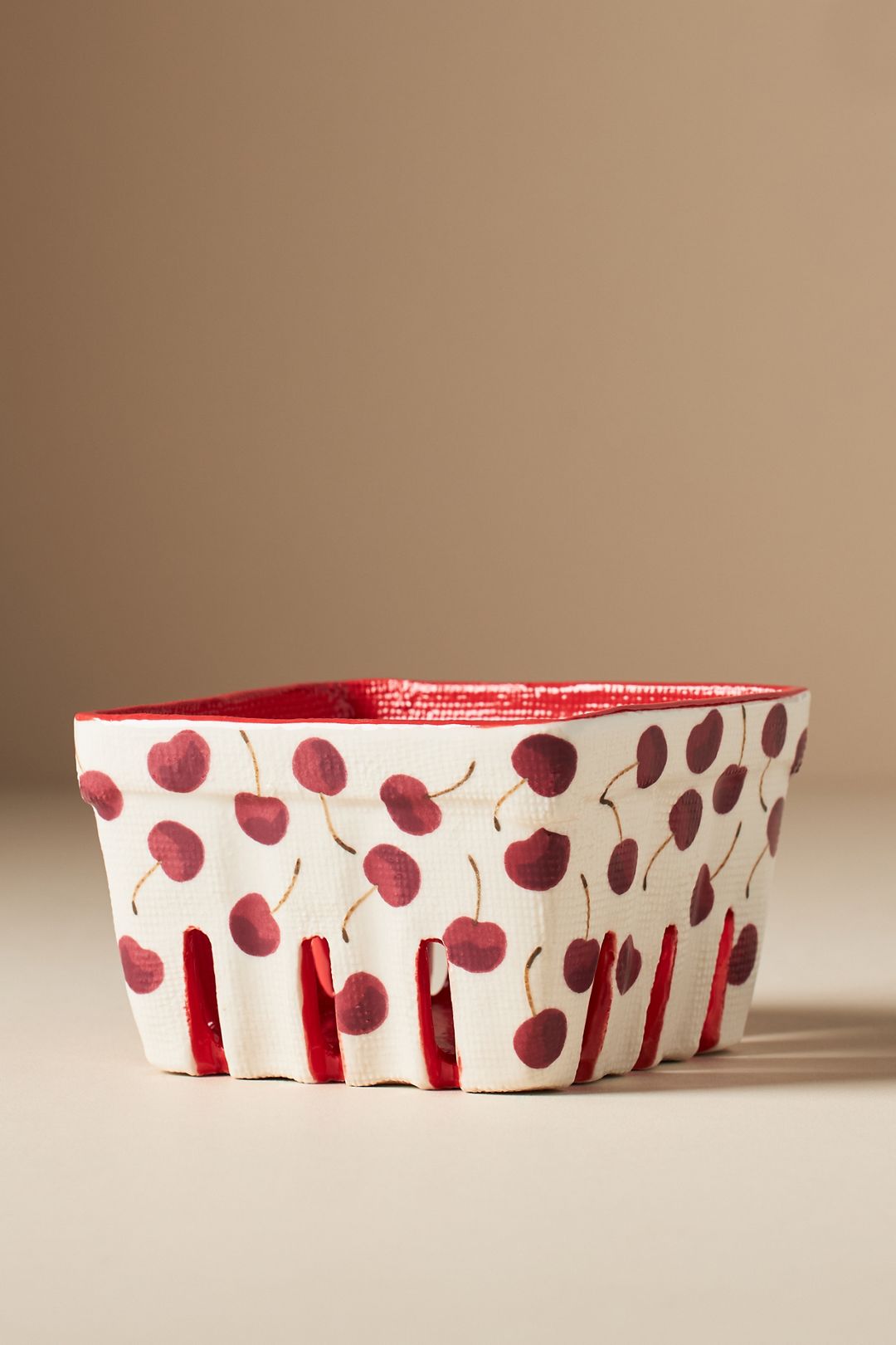 Fruta Stoneware Berry Basket - CHERRY, One Size