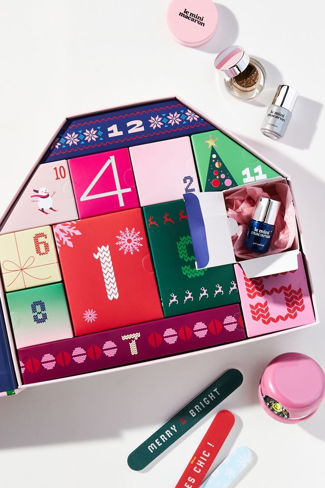 Le Mini Macaron 12 Days of Nails Advent Calendar #1