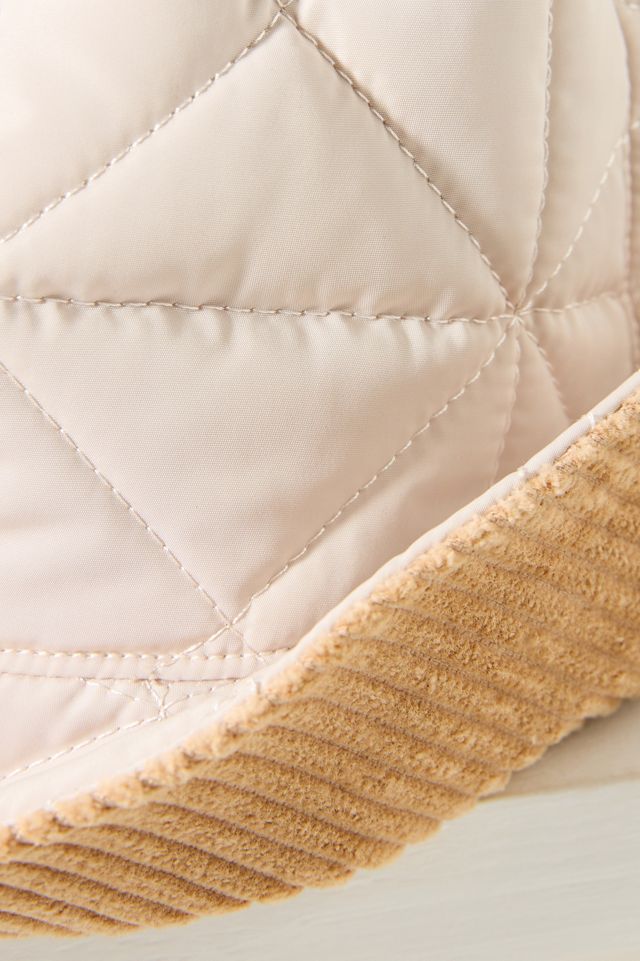 NWT Anthropologie WYETH QUILTED BUCKET HAT Reversible Anthropologie Wyeth Quilted Bucket Hat Neutral Corduroy  main image 3