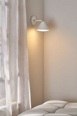 Greenwich Enameled Metal Wall Light 