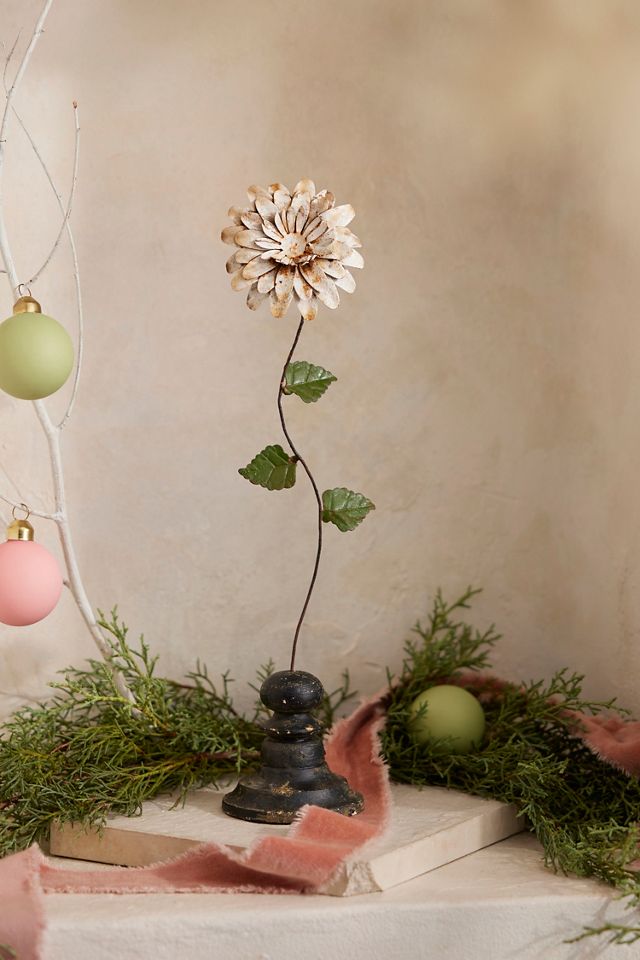 Flower Iron Stake + Stand, Low