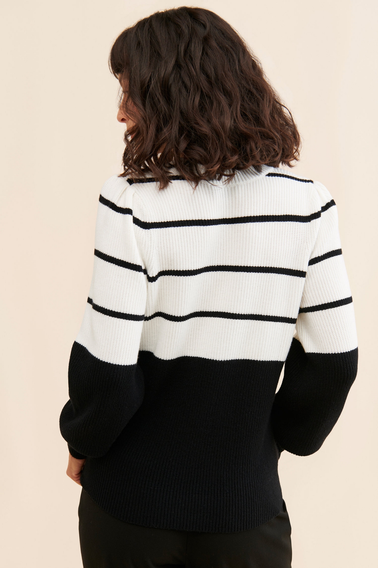 Laundry by Shelli Segal Colorblock Crew Neck Sweater