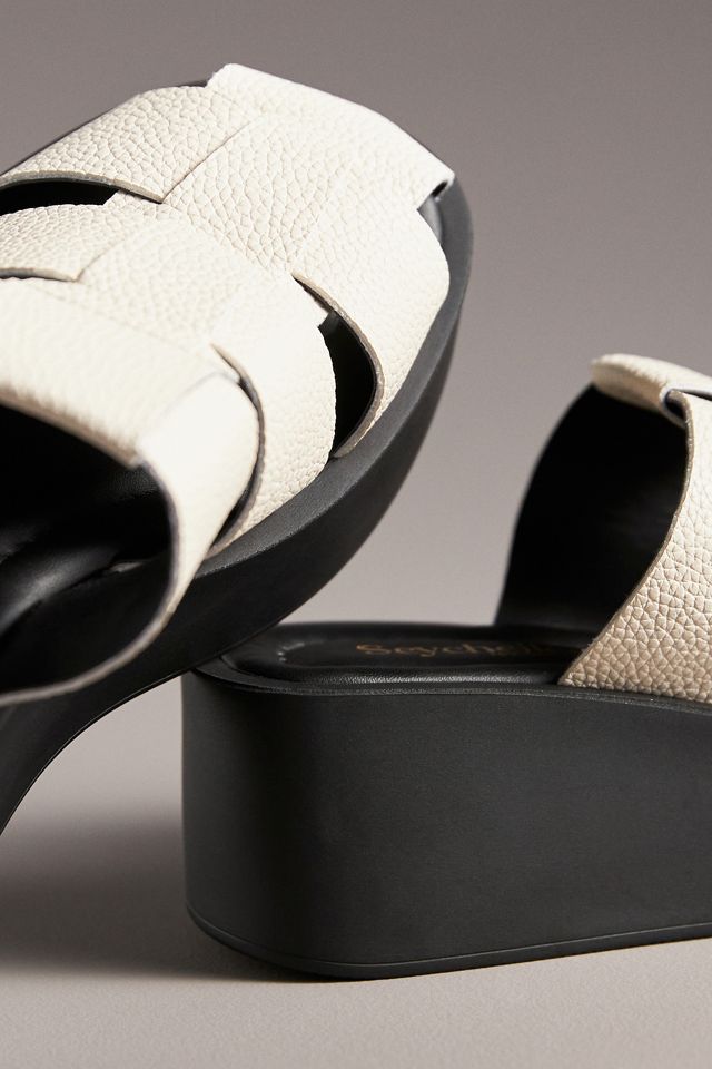 Seychelles High Standards Platform Flats #2