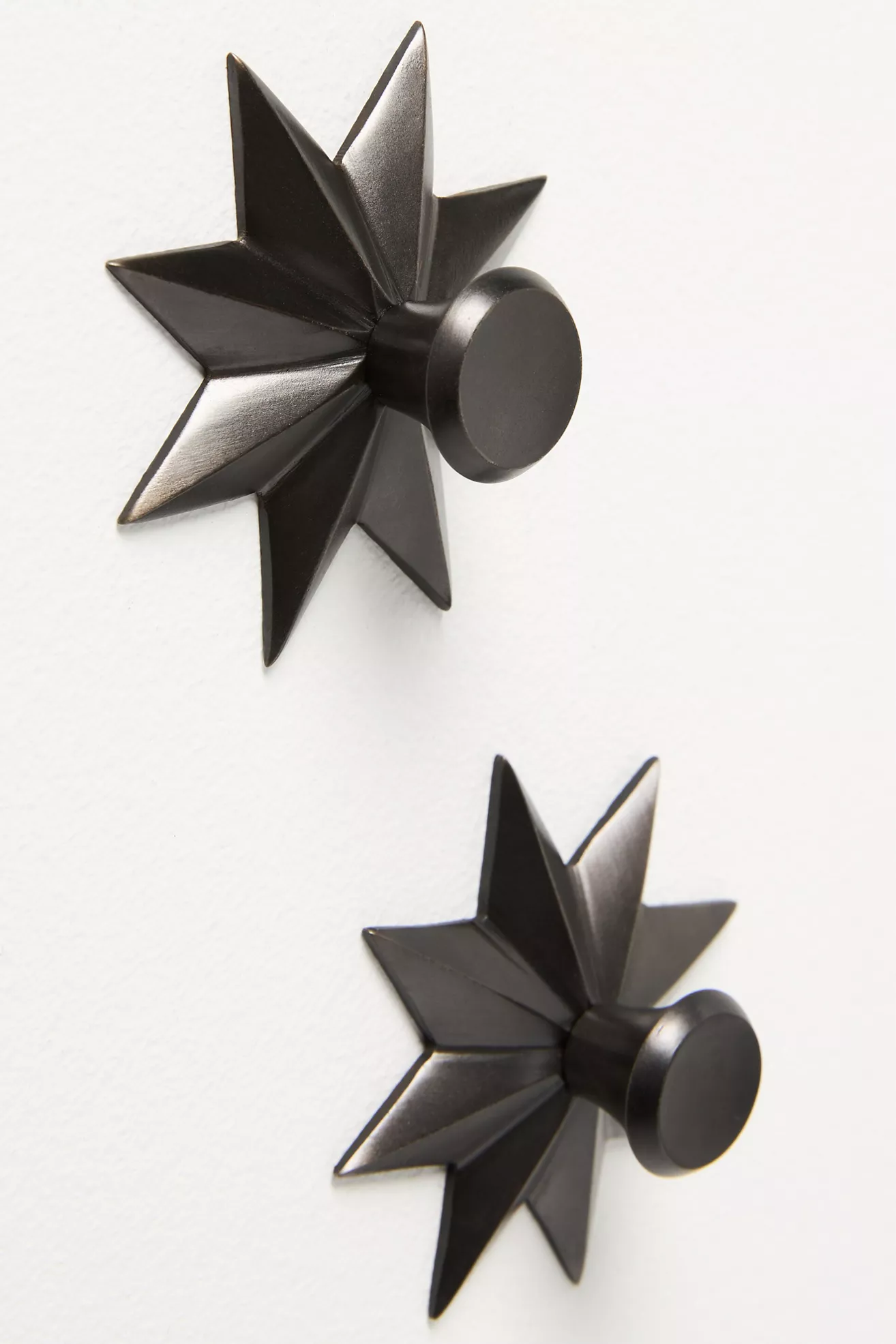 Arthur Star Knobs, Set of 2 - thumbnail 2