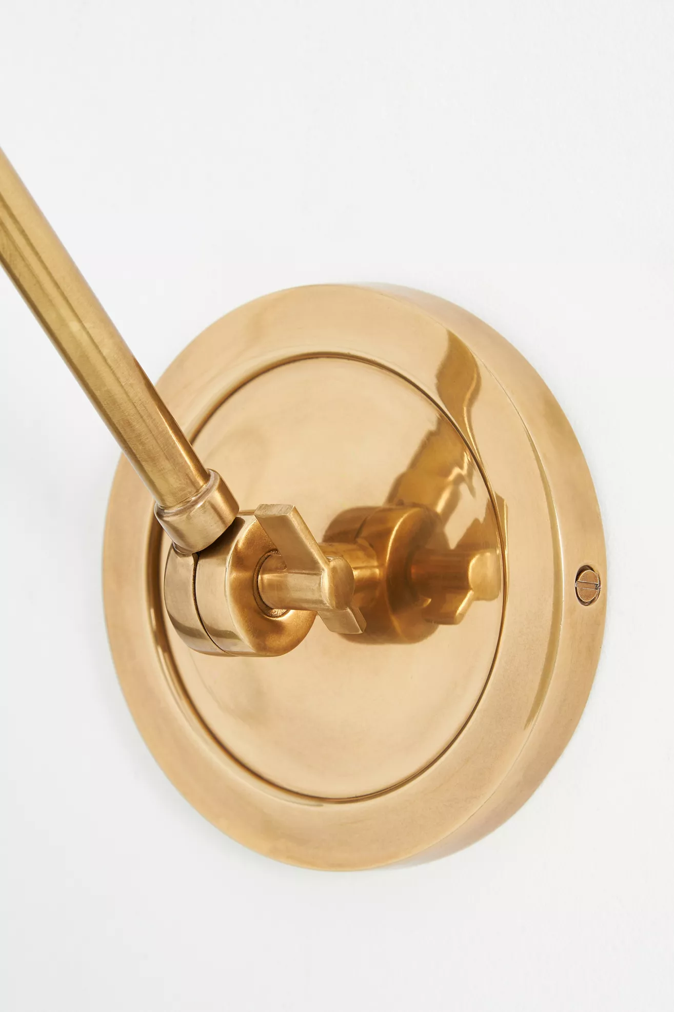 Roberta Scalloped Leather Task Sconce Wall Light - thumbnail 7