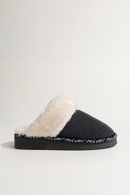 Minnetonka Cerise Faux Fur Lined Slipper In Grey