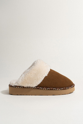 Minnetonka Cerise Slippers In Beige