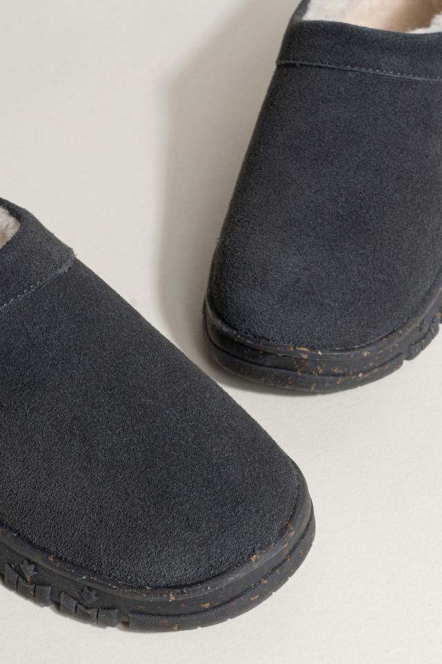 Minnetonka Neva Slides #2