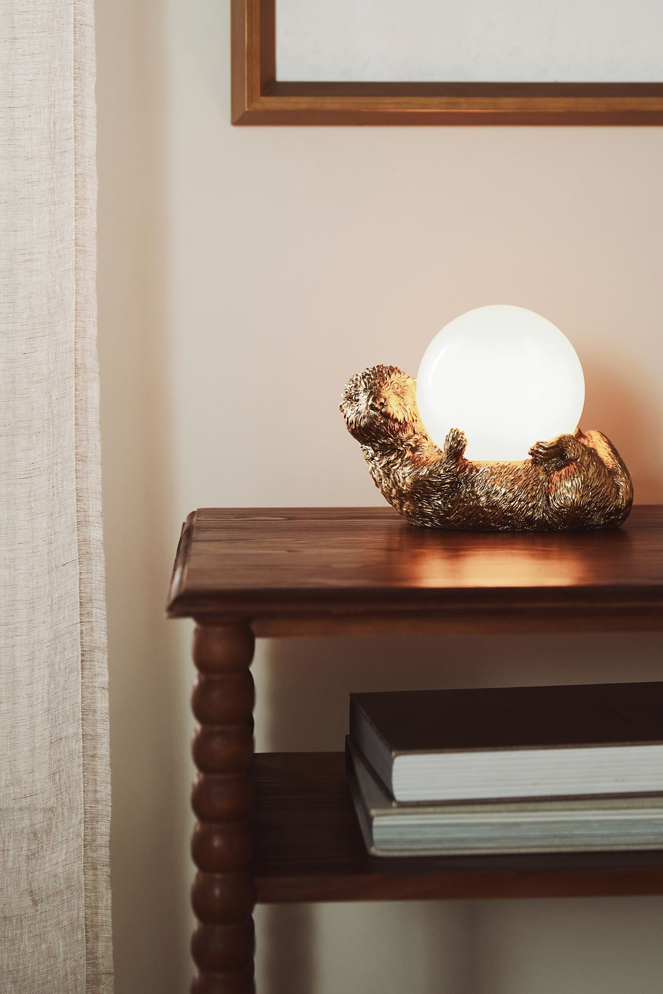 Icon Otter Table Lamp - Gold, One Size
