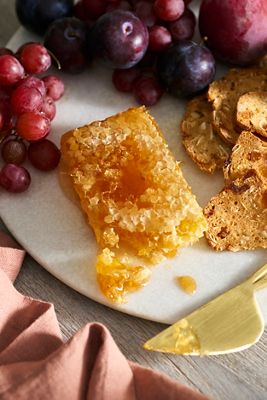 Bee’s Knees Raw Honey Comb