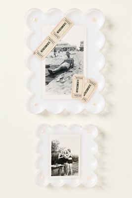 Acrylic Scalloped Picture Frame