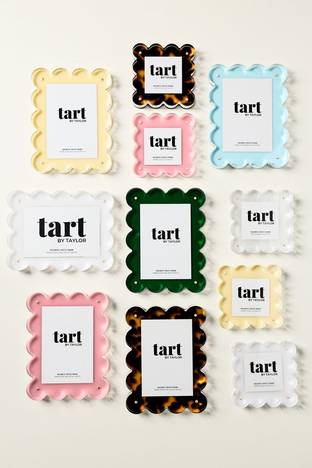 Acrylic Scalloped Picture Frame #5