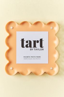 Acrylic Scalloped Picture Frame