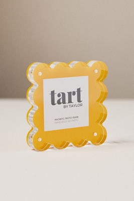 Tart By Taylor Acrylic Scalloped Picture Frame