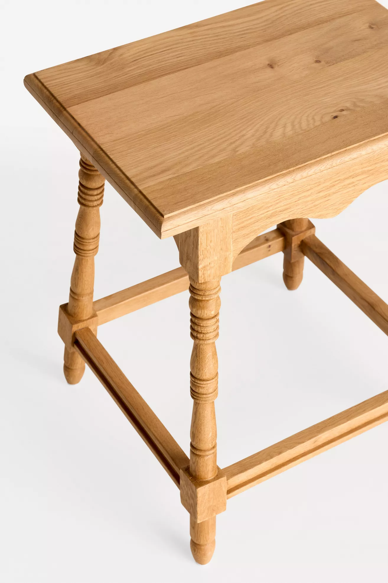 Clara Wood Side Table - thumbnail 4