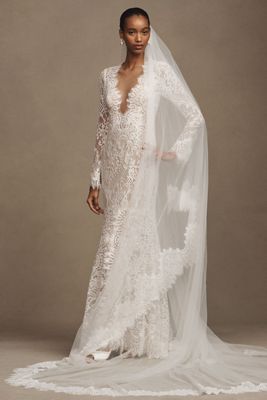 Watters Sienna Lace-Trim Cathedral Veil