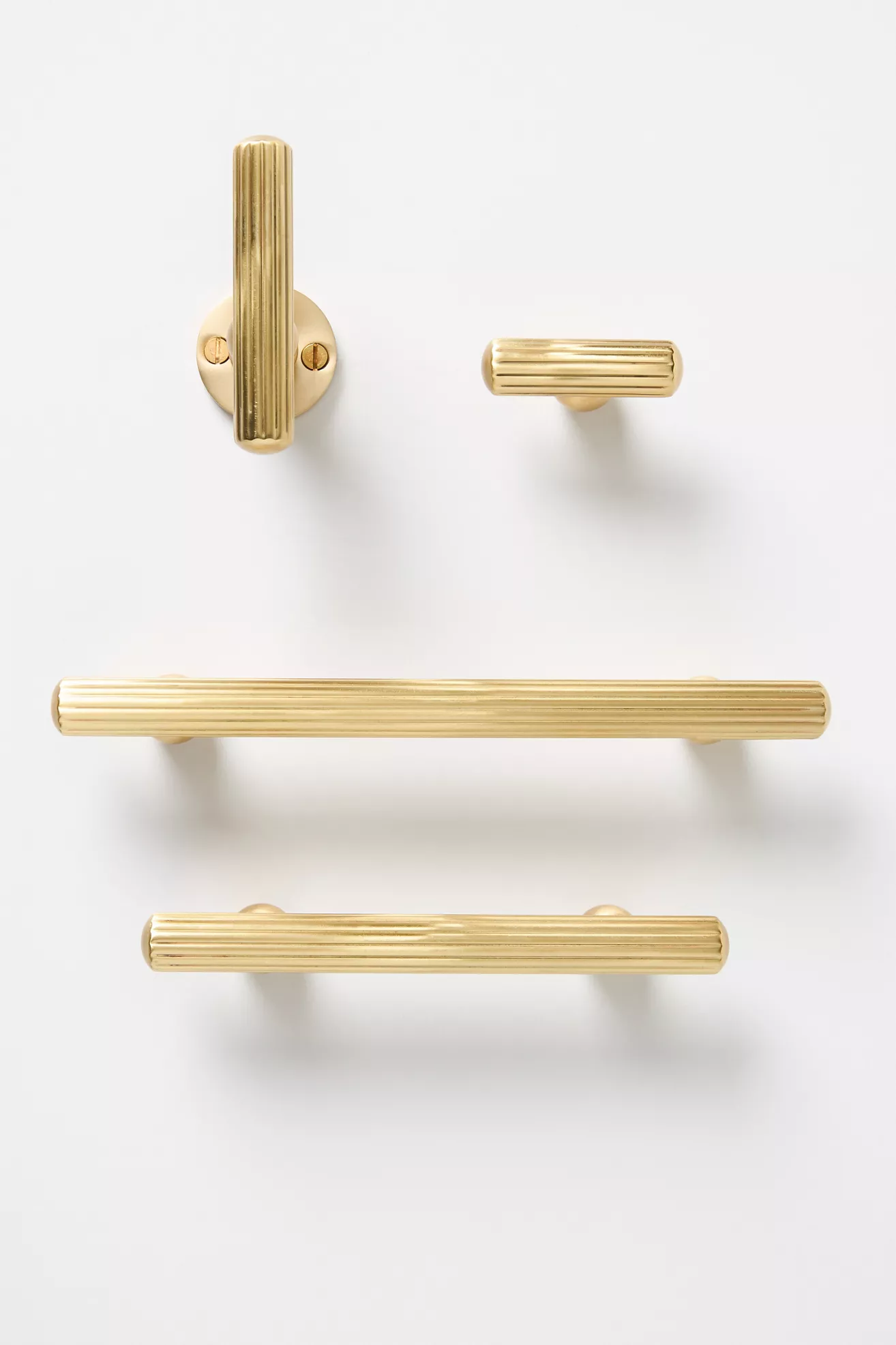 Aldina Brass Fluted Knobs, Set of 2 - thumbnail 3