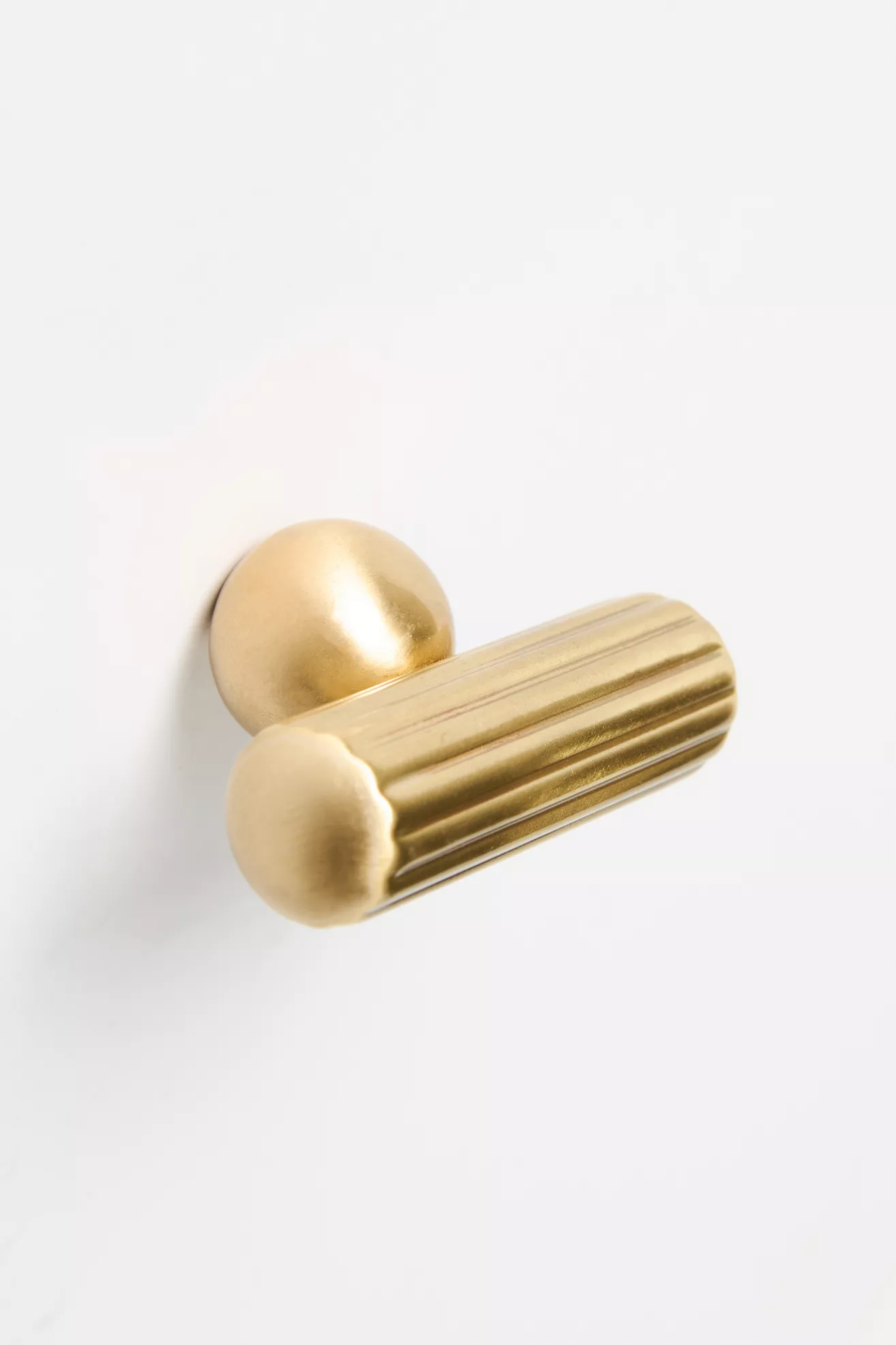 Aldina Brass Fluted Knobs, Set of 2 - thumbnail 2